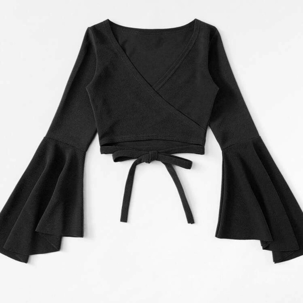 Black Cropped Top